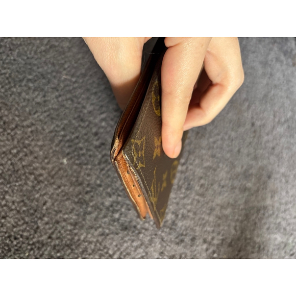 Men's Louis Vuitton Wallet Brown - Picture 3 of 8